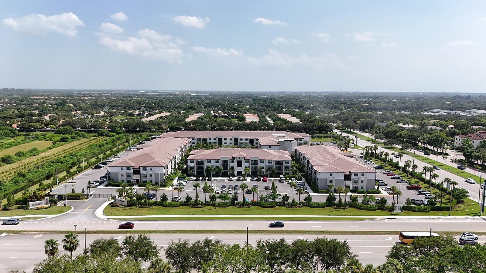 Aerial of the full Mosaic Palms community